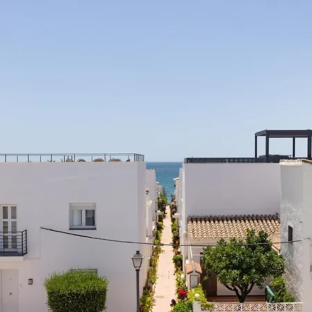 Palm Apartment *